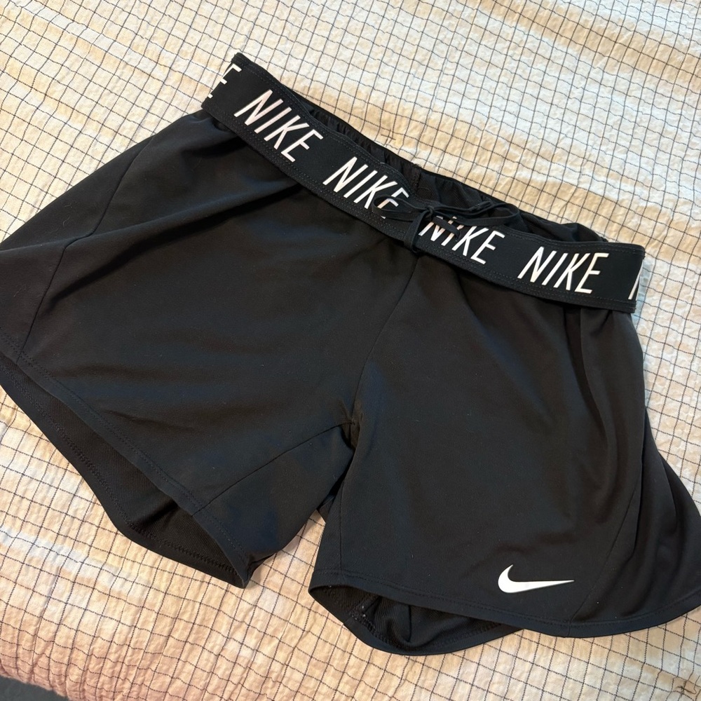 ❤️ Nike Dri Fit Women Black Athletic Shorts Small Running Exercise Elastic waist